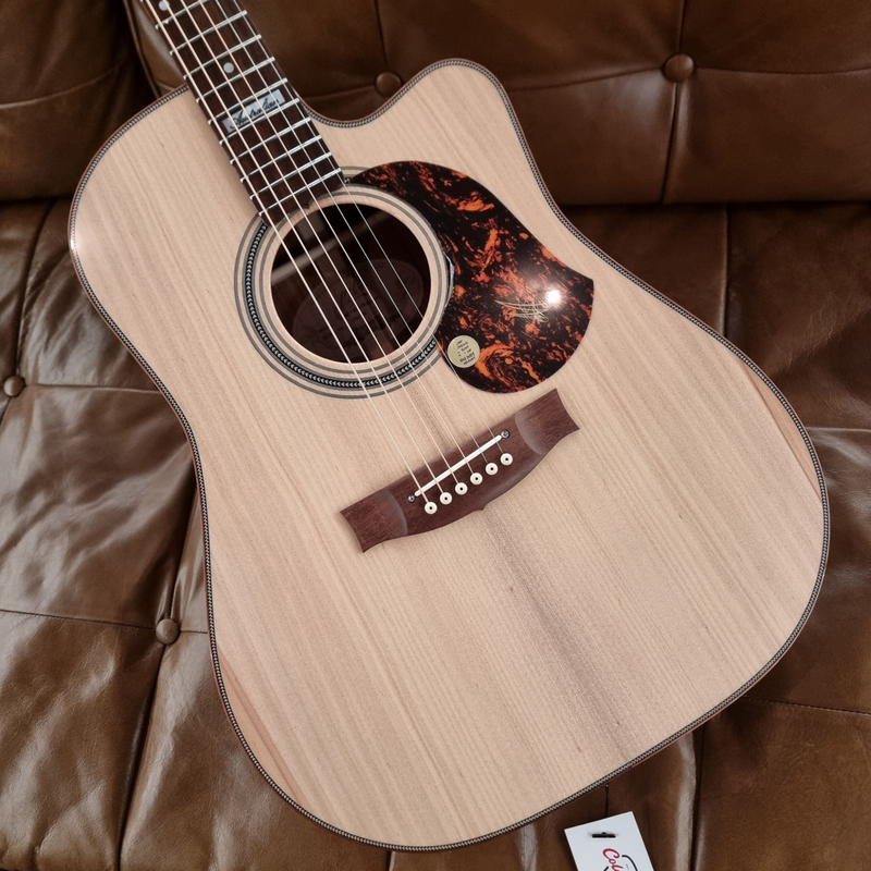 MATON EA80C Australian Acoustic Electric Guitar