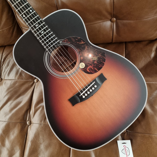 MATON Troubadour Traditional Body Electric Acoustic Guitar