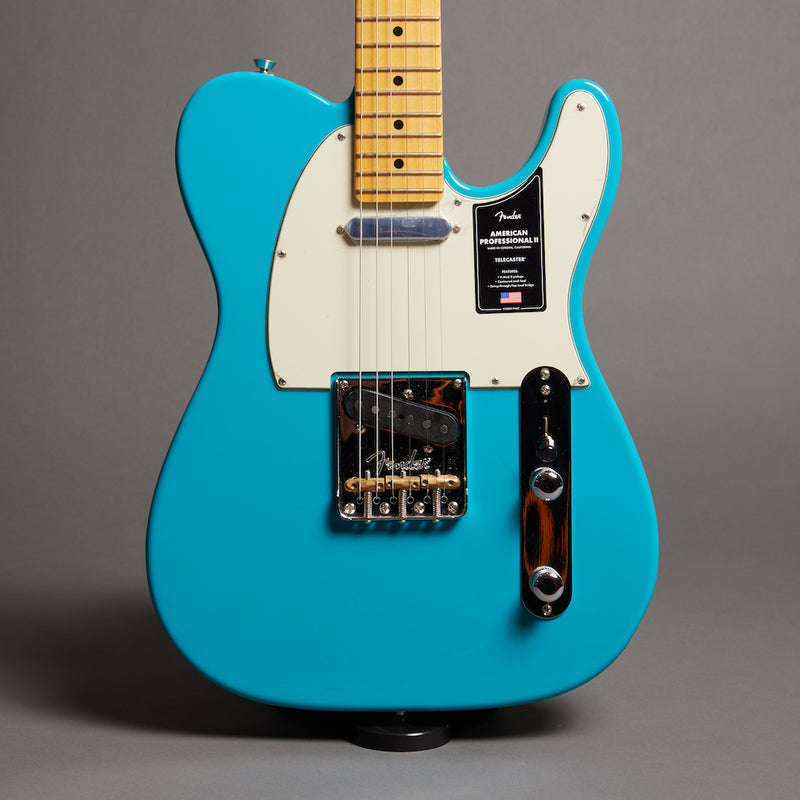 FENDER American Professional II Telecaster - Miami Blue