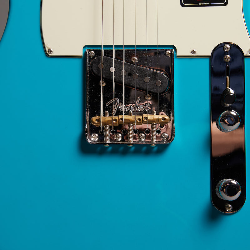 FENDER American Professional II Telecaster - Miami Blue