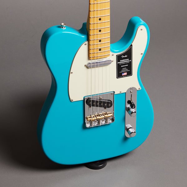 FENDER American Professional II Telecaster - Miami Blue