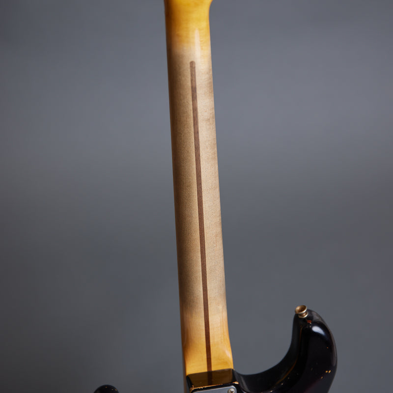 FENDER 60th Anniversary 1954 Heavy Relic Stratocaster 2 Tone Sunburst