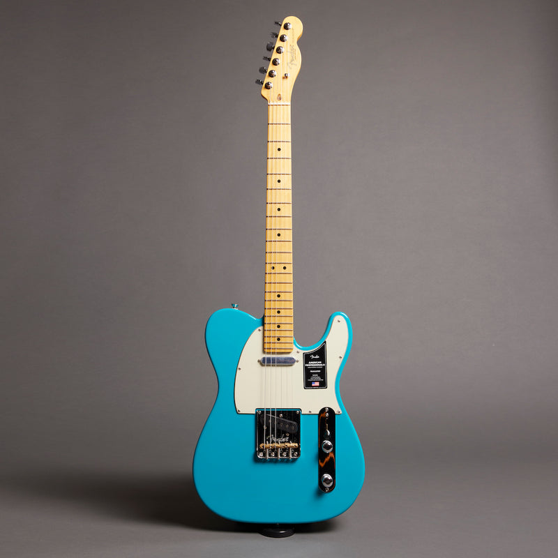 FENDER American Professional II Telecaster - Miami Blue