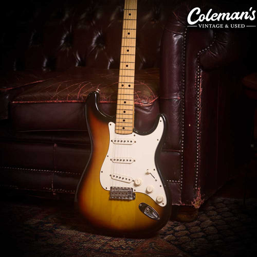 FENDER 1973 Stratocaster 3 Colour Sunburst Maple Neck