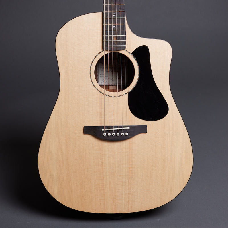 FENECH VT D78c Blackwood
