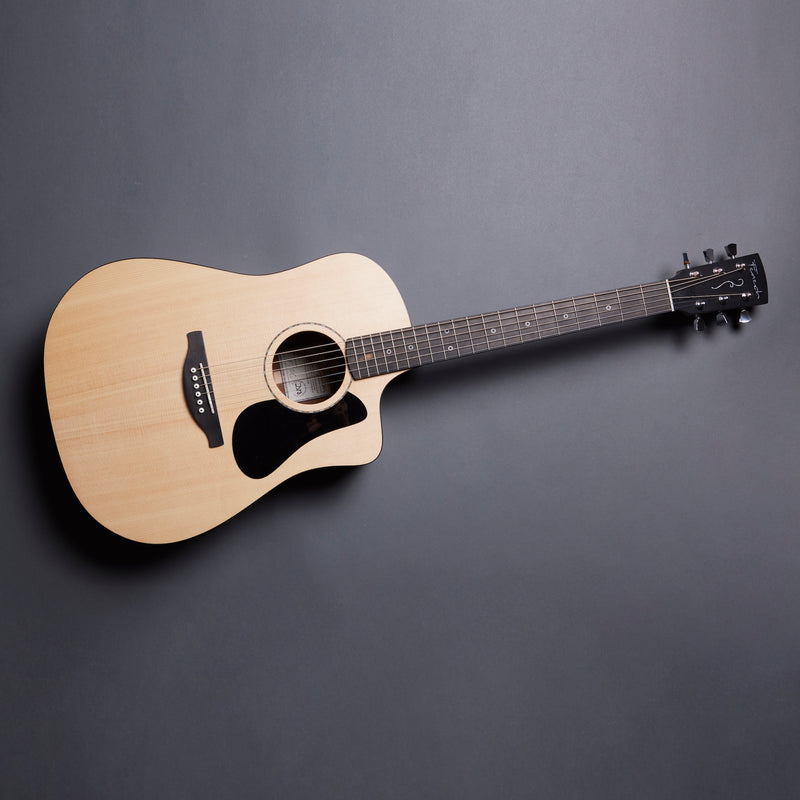 FENECH VT D78c Blackwood