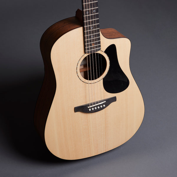 FENECH VT D78c Blackwood