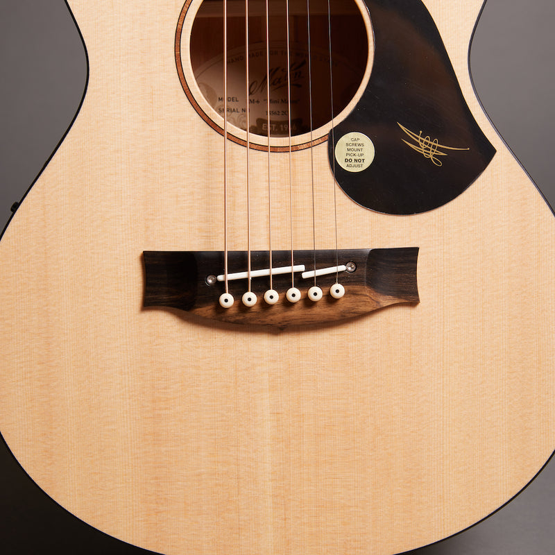 MATON EM-6 Mini Acoustic Electric Guitar