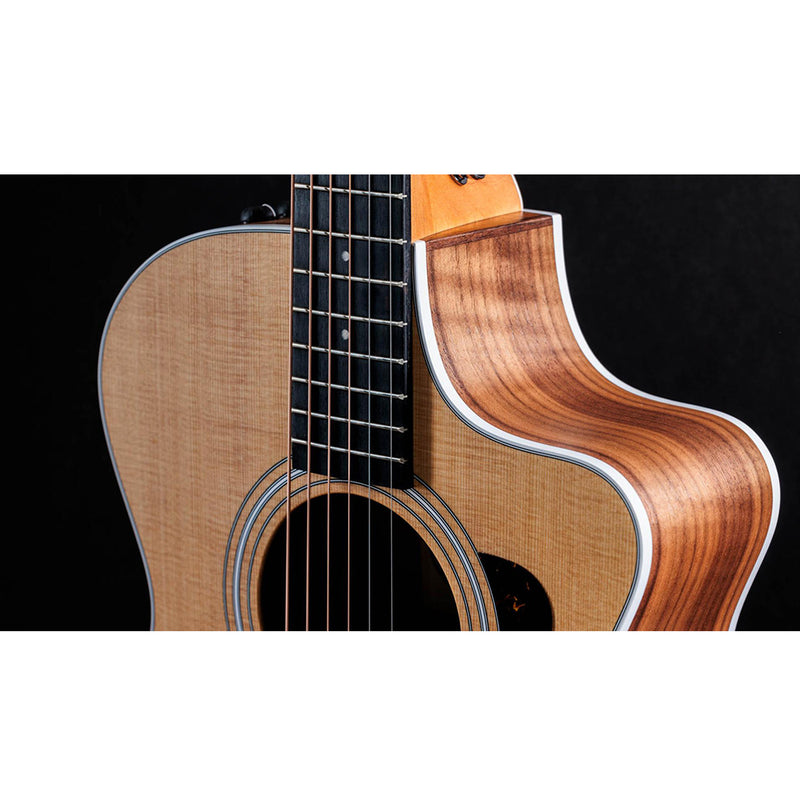 TAYLOR 212ce Grand Concert