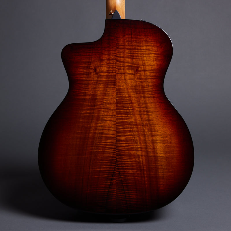 TAYLOR 224ce-K Deluxe Grand Auditorium