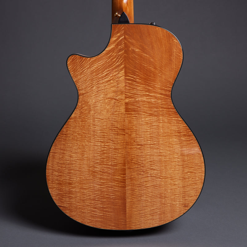 TAYLOR Master Koa Grand Concert 12 Fret