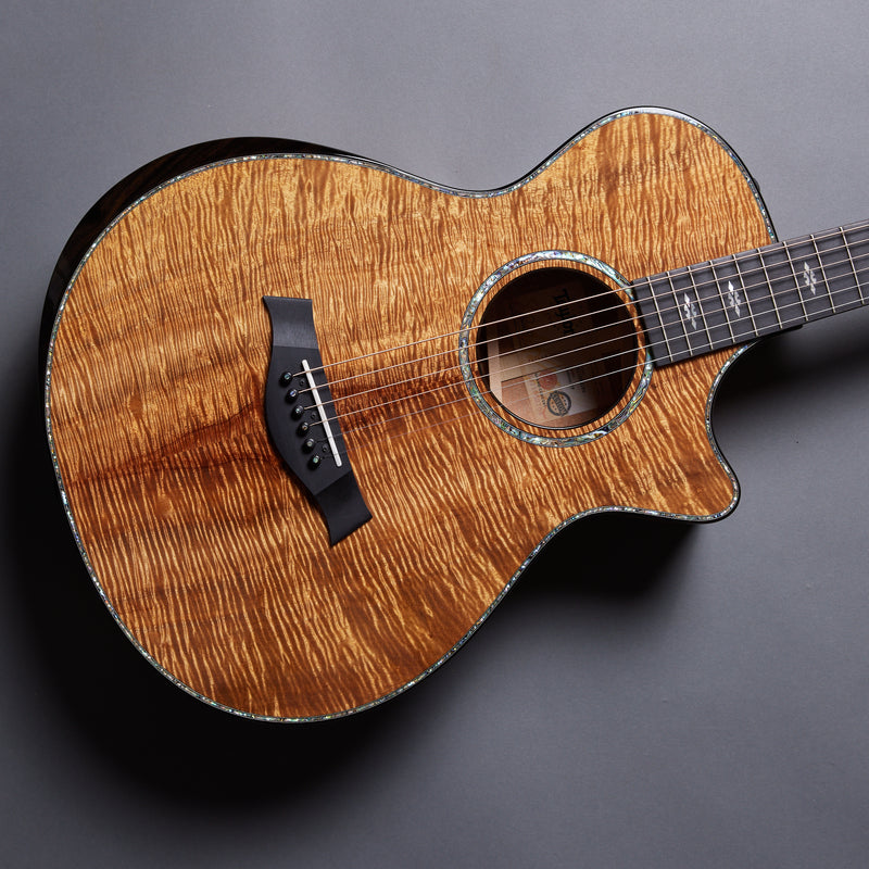 TAYLOR Master Koa Grand Concert 12 Fret