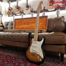 Preloved Fender 50th Anniversary American Deluxe Stratocaster – Sunburst (2004)